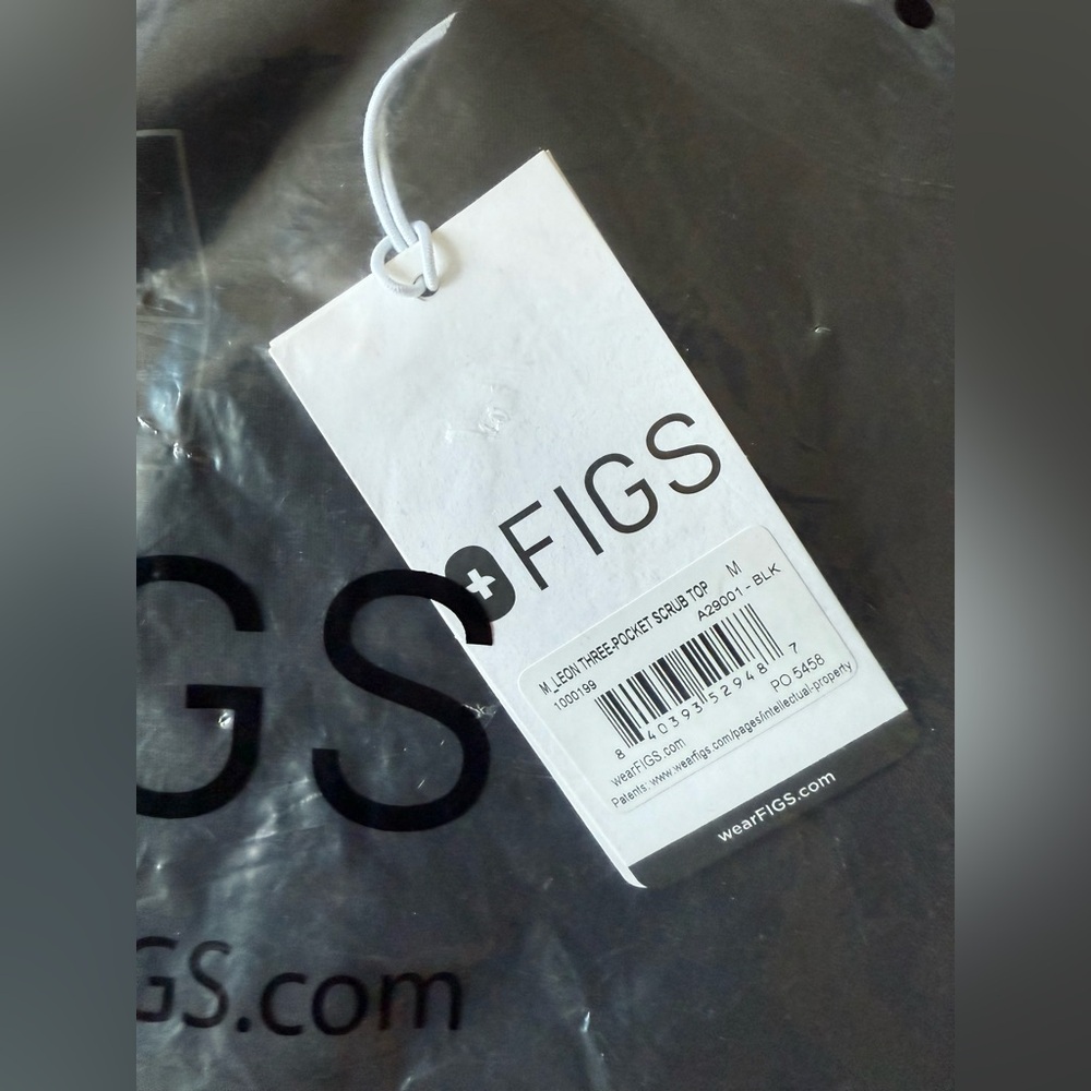 Figs Men's Leon Scrub Top (Personalized) Black Size Medium